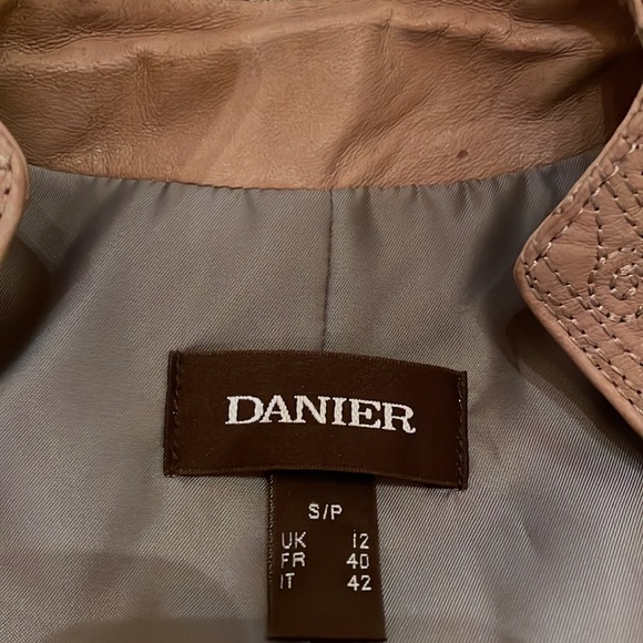 Tan Leather Jacket size small - Picture 7 of 8